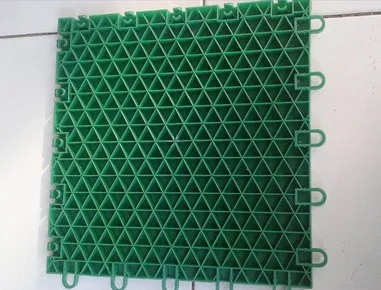 Komponen puzzle plastik